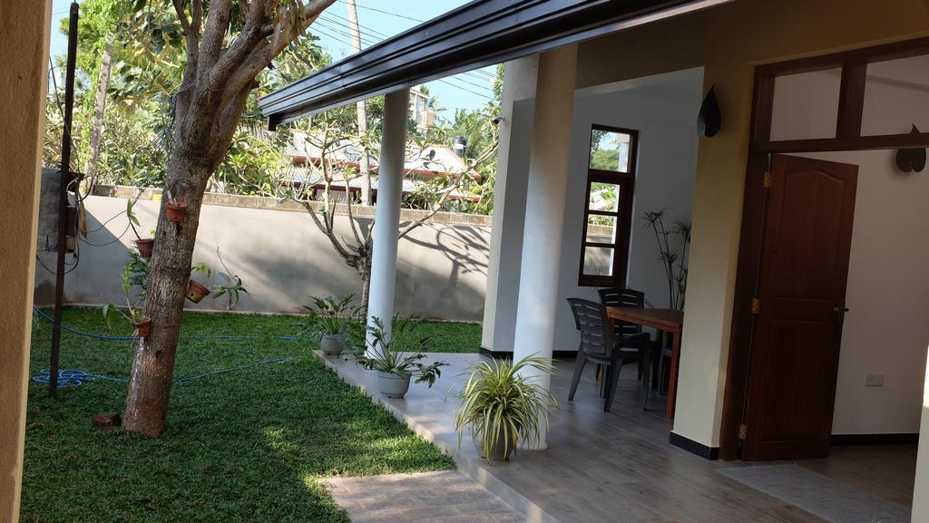Park Lane 88 Apartments Negombo Exterior photo