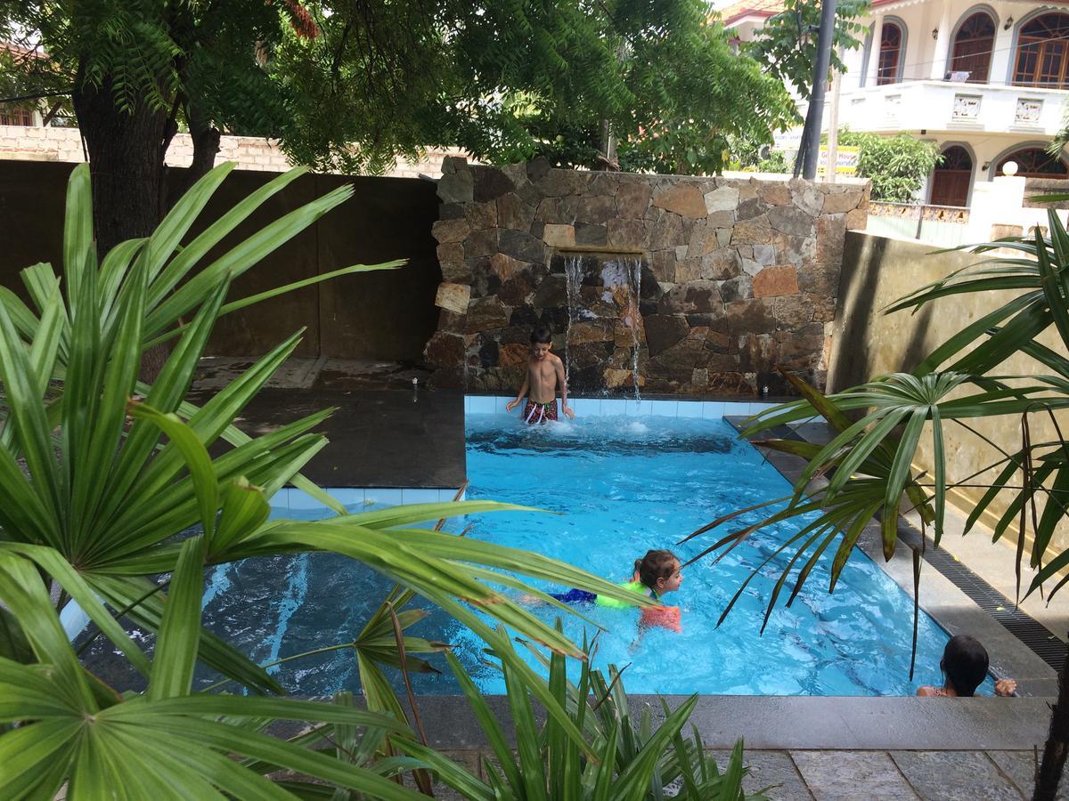 Park Lane 88 Apartments Negombo Exterior photo